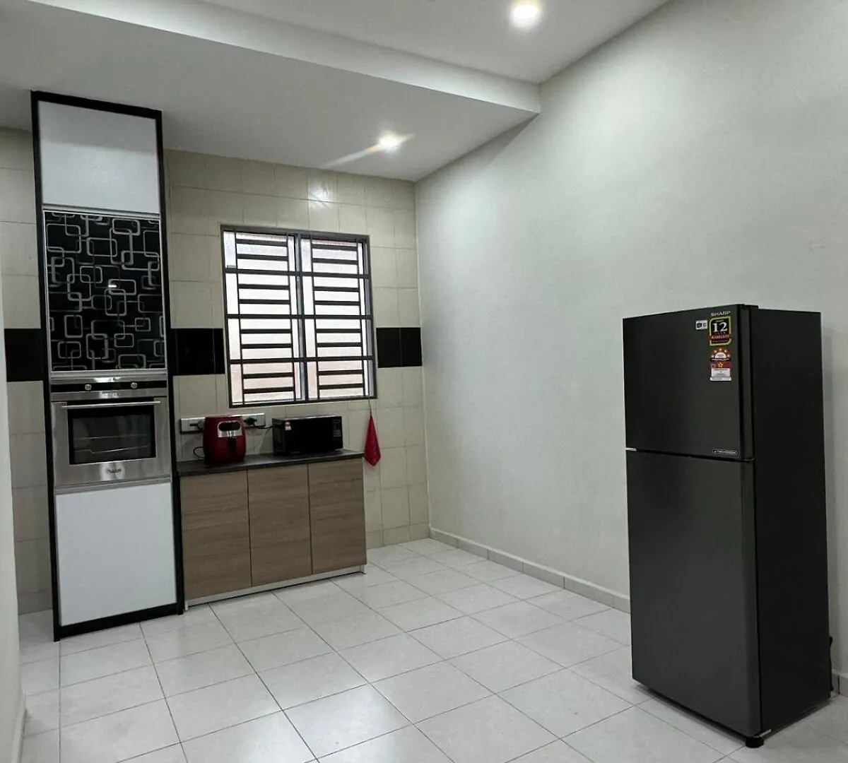 16 Pax Hb Homestay Raja Uda Ong Yi How Butterworth - Budget Homestay - Ktv Netflix Mahjong Vakantiehuis